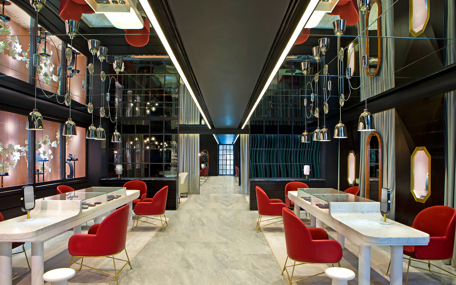 NIRAV-MODI-boutique-2